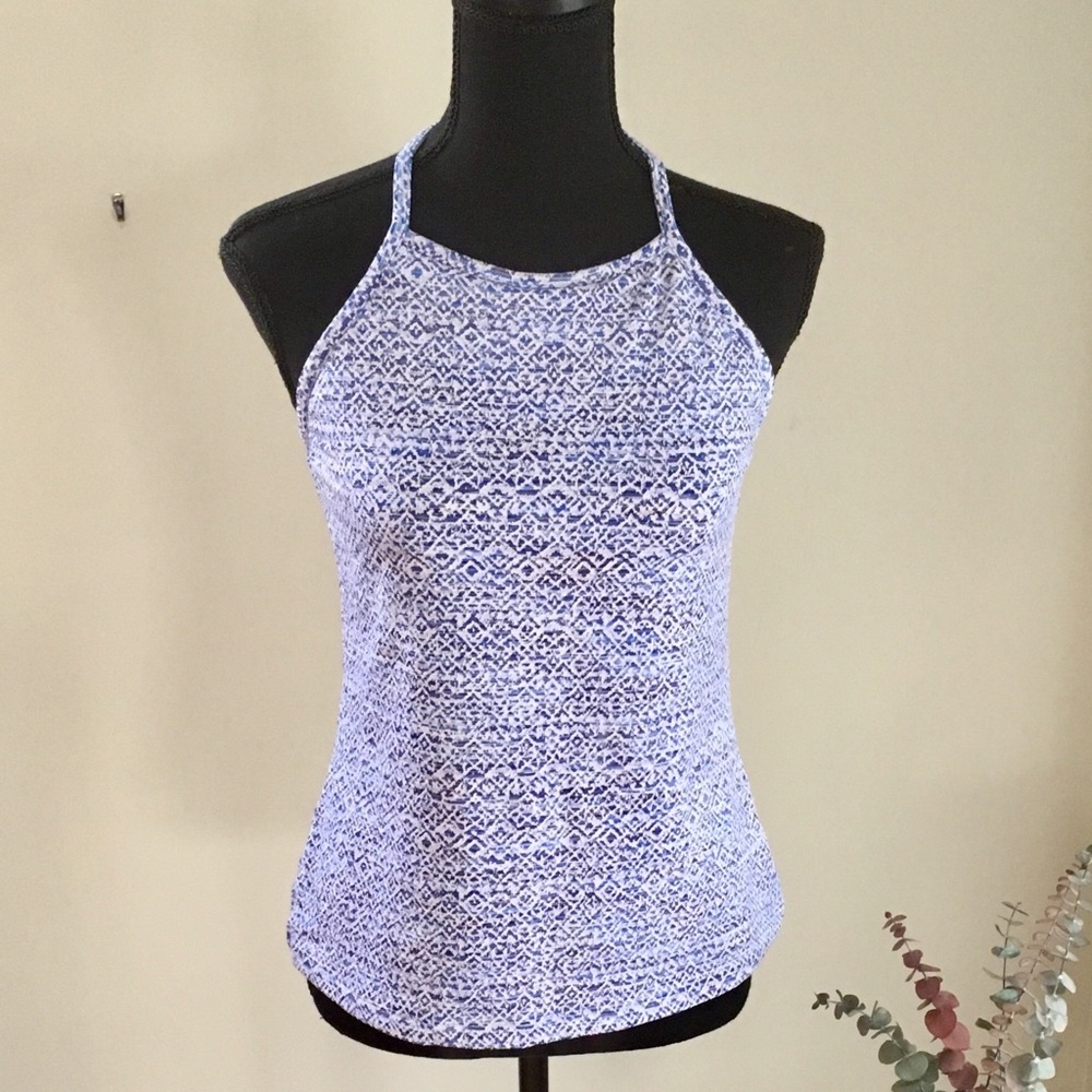 GAP Workout Top with T-Strap at Back